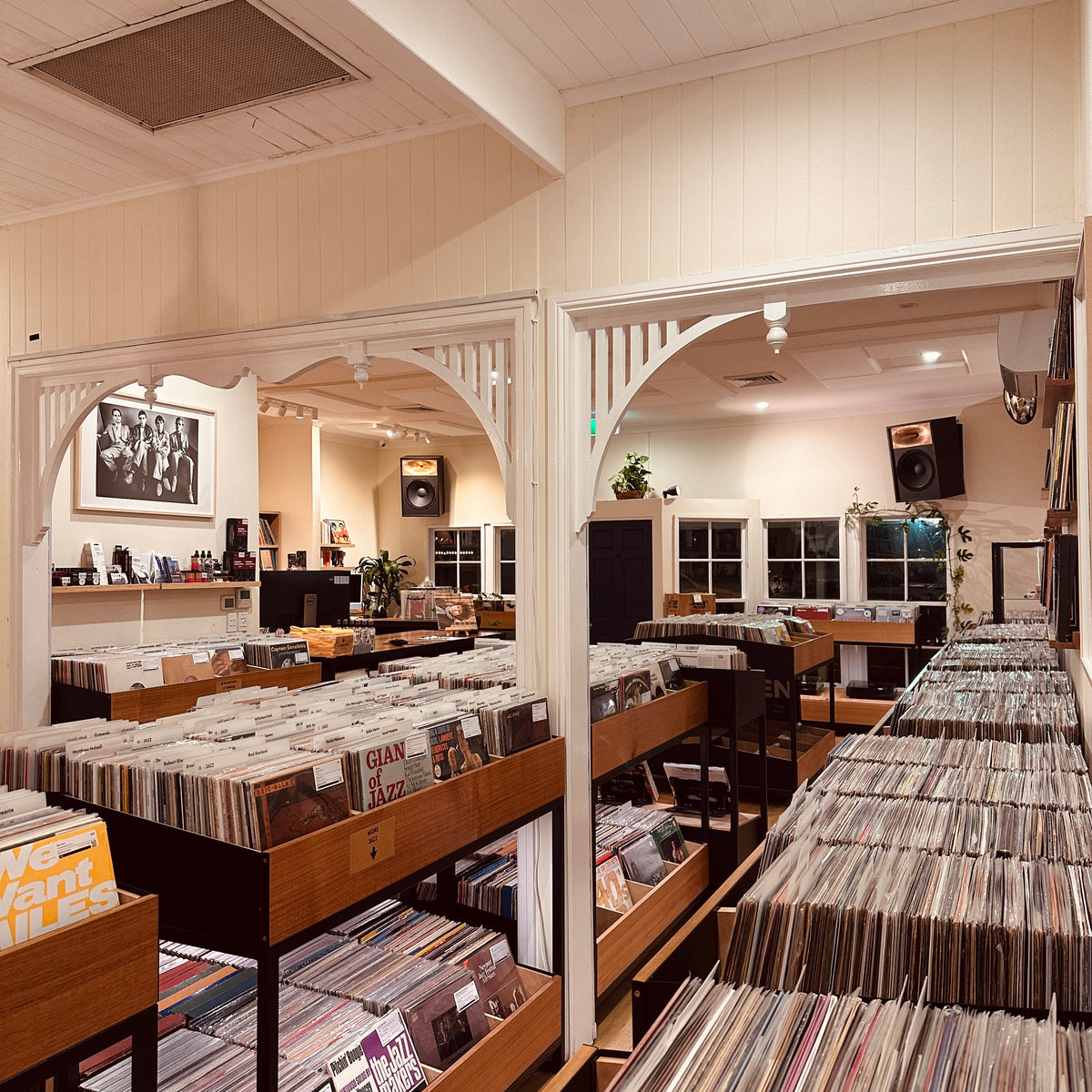 Vinyl Records Brisbane Dutch Vinyl Record Store vinyl-records-brisbane-dutch-vinyl-record-store