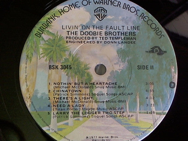 The Doobie Brothers – Livin' On The Fault Line LP vinyl record, image 4 of 6