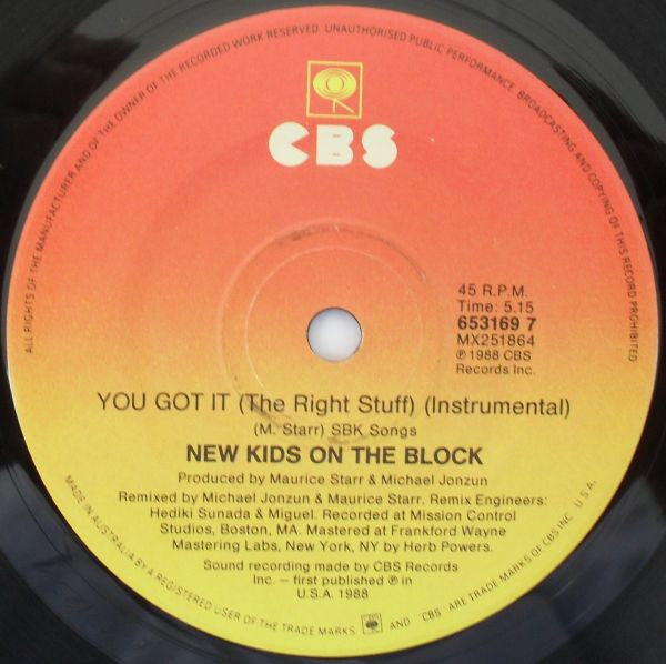 New Kids On The Block – You Got It (The Right Stuff) 7" vinyl record, image 4 of 4