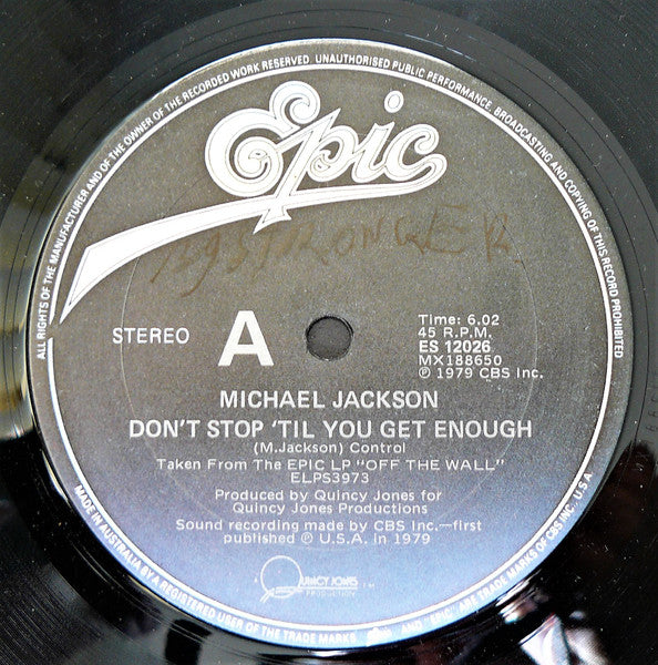 Michael Jackson – Don't Stop 'Til You Get Enough / I Can't Help It 12" vinyl record, image 2 of 6