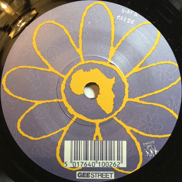 Queen Latifah, De La Soul – Mamma Gave Birth To The Soul Children (The New School Mixes - Re-educated By CJ Macintosh + John Waddell) 7" vinyl record, image 3 of 4