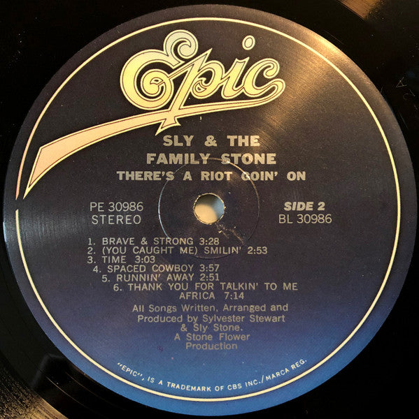 Sly & The Family Stone – There's A Riot Goin' On LP vinyl record, image 4 of 5