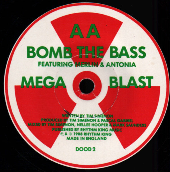 Bomb The Bass – Don't Make Me Wait / Megablast 7" vinyl record, image 4 of 4