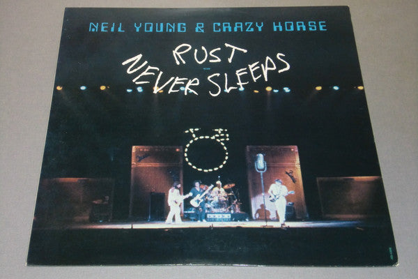 Neil Young, Crazy Horse – Rust Never Sleeps LP vinyl record, image 2 of 7