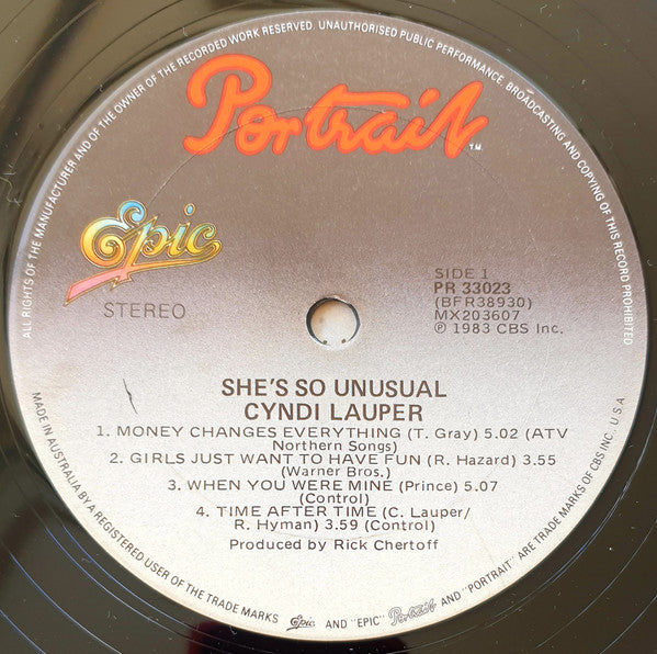 Cyndi Lauper – She's So Unusual LP vinyl record, image 3 of 6