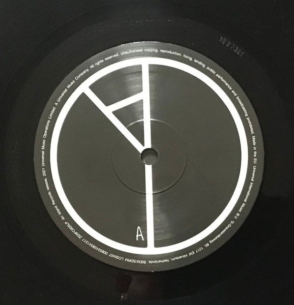 Yard Act – The Overload LP vinyl record, image 3 of 10