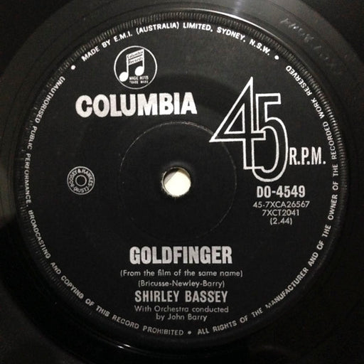 Shirley Bassey – Goldfinger
