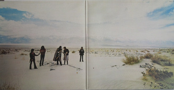 Wings – Venus And Mars LP vinyl record, image 3 of 10