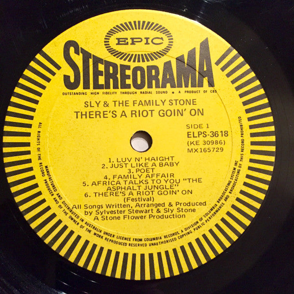 Sly & The Family Stone – There's A Riot Goin' On LP vinyl record, image 3 of 4