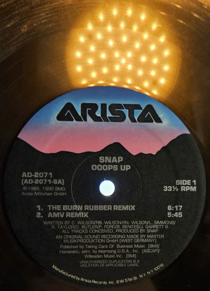 Snap! – Ooops Up / Believe The Hype 12" vinyl record, image 6 of 6