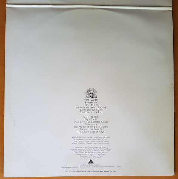 Queen – Queen II LP vinyl record, image 6 of 7