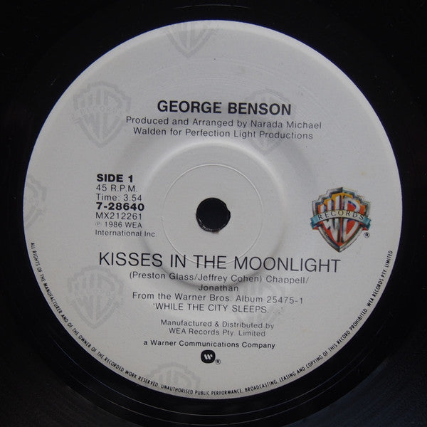 George Benson – Kisses In The Moonlight 7" vinyl record, image 2 of 4