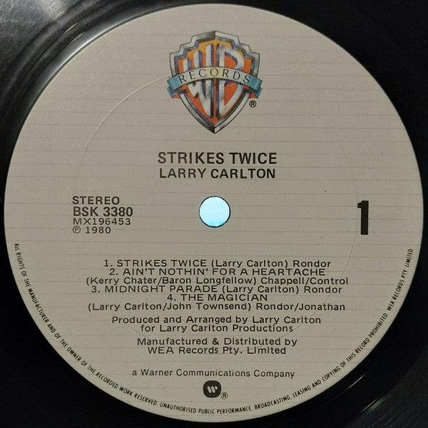 Larry Carlton – Strikes Twice LP vinyl record, image 3 of 4