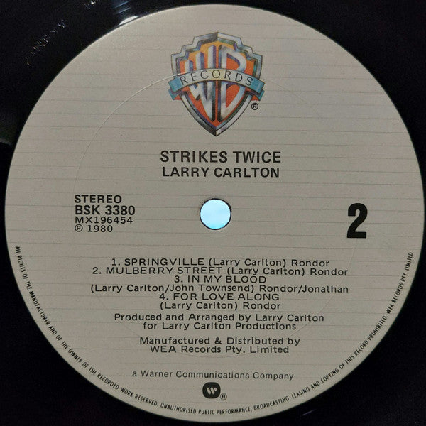 Larry Carlton – Strikes Twice LP vinyl record, image 4 of 4