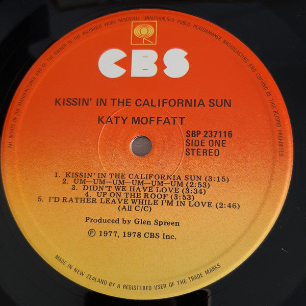 Katy Moffatt – Kissin' In The California Sun LP vinyl record, image 3 of 4