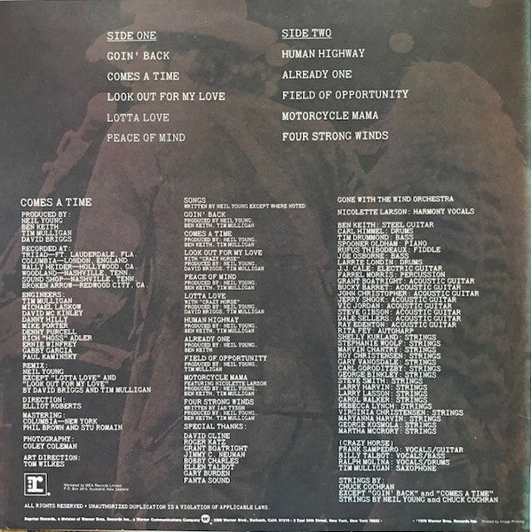 Neil Young – Comes A Time LP vinyl record, image 2 of 4