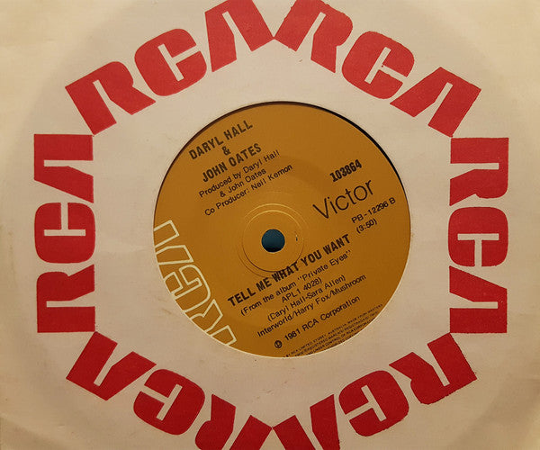 Daryl Hall & John Oates – Private Eyes 7" vinyl record, image 2 of 2