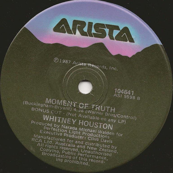 Whitney Houston – I Wanna Dance With Somebody (Who Loves Me) 7" vinyl record, image 3 of 4