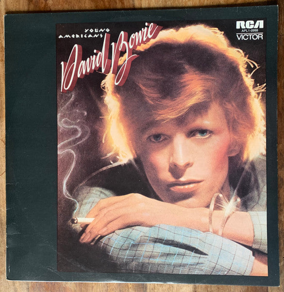 David Bowie – Young Americans LP vinyl record, image 1 of 5