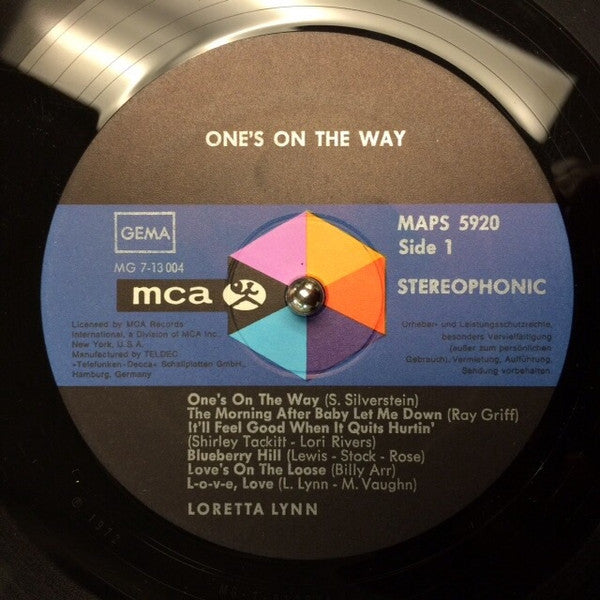 Loretta Lynn – One's On The Way LP vinyl record, image 3 of 4