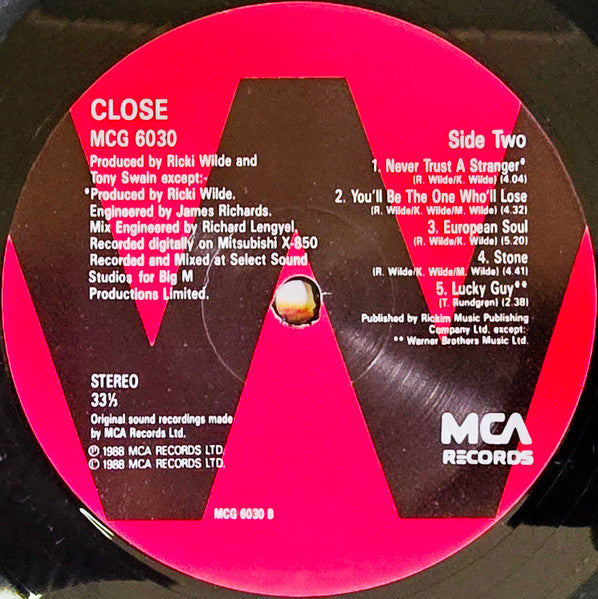 Kim Wilde – Close LP vinyl record, image 4 of 4