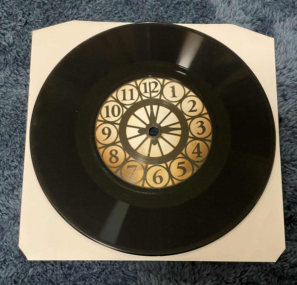 Laufey – A Matter Of Time LP vinyl record, image 8 of 10