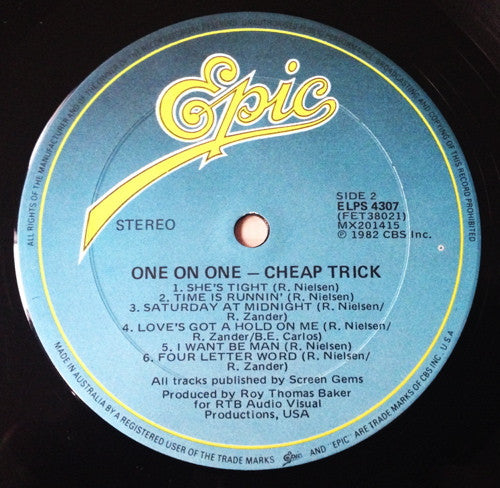 Cheap Trick – One On One LP vinyl record, image 4 of 6