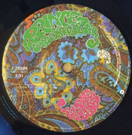 Prince And The Revolution – Raspberry Beret 7" vinyl record