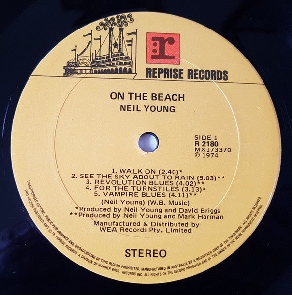 Neil Young – On The Beach LP vinyl record, image 3 of 5