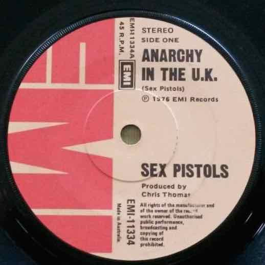 Sex Pistols – Anarchy In The UK 7" vinyl record, image 1 of 2