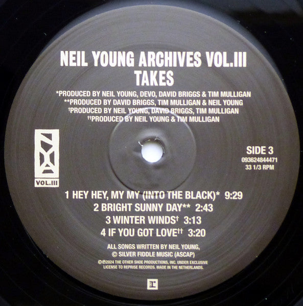Neil Young – Neil Young Archives Vol. III Takes (2xLP) LP vinyl record, image 8 of 10