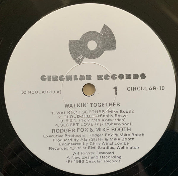 Mike Booth, Rodger Fox – Walkin' Together LP vinyl record, image 3 of 4