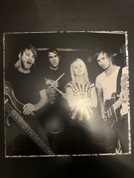 Paramore – Riot! LP vinyl record, image 4 of 8
