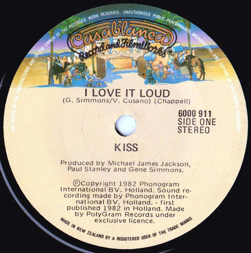 Kiss – I Love It Loud 7" vinyl record, image 1 of 2