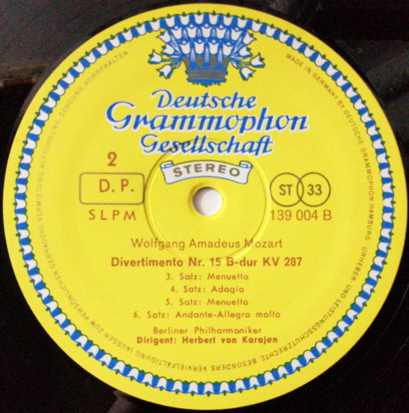 Wolfgang Amadeus Mozart, Berliner Philharmoniker, Herbert von Karajan – Eine Kleine Nachtmusik, Divertimento KV 287 LP vinyl record, image 4 of 4