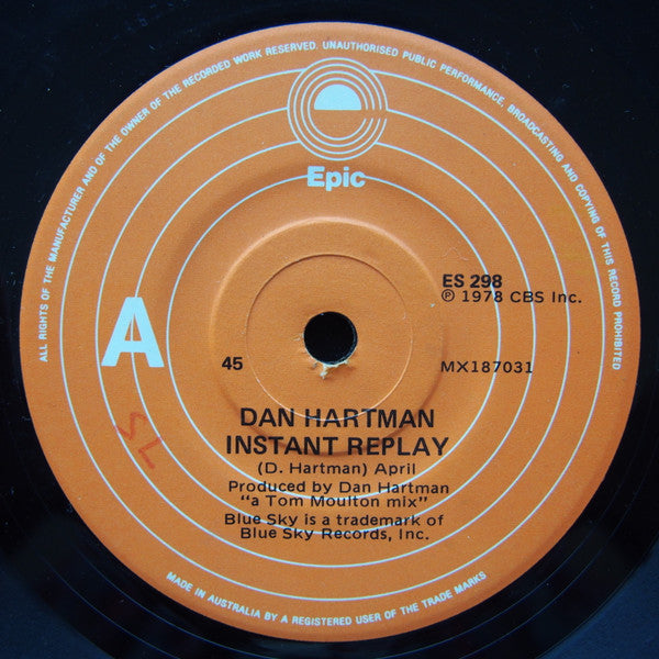 Dan Hartman – Instant Replay 7" vinyl record, image 1 of 2