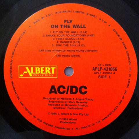 AC/DC – Fly On The Wall LP vinyl record, image 3 of 6