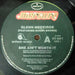 Glenn Medeiros, Bobby Brown – She Ain't Worth It 7" vinyl record, image 3 of 4
