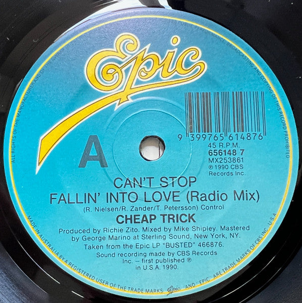 Cheap Trick – Can't Stop Fallin' Into Love 7" vinyl record, image 3 of 4