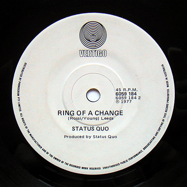 Status Quo – Rockin' All Over The World 7" vinyl record, image 2 of 2